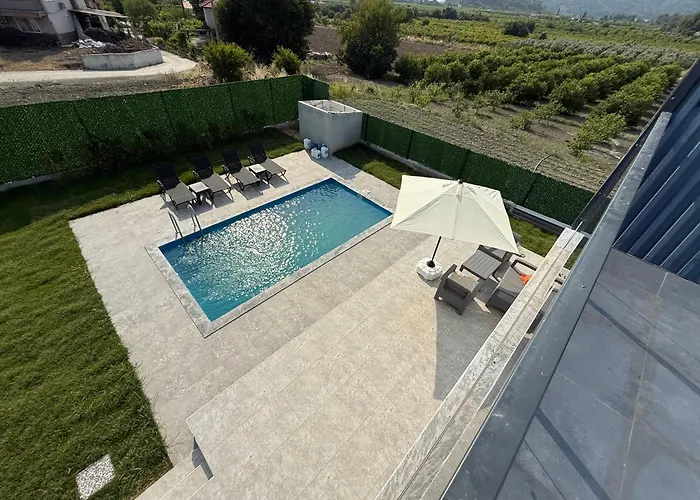 Дом отдыха Triya *